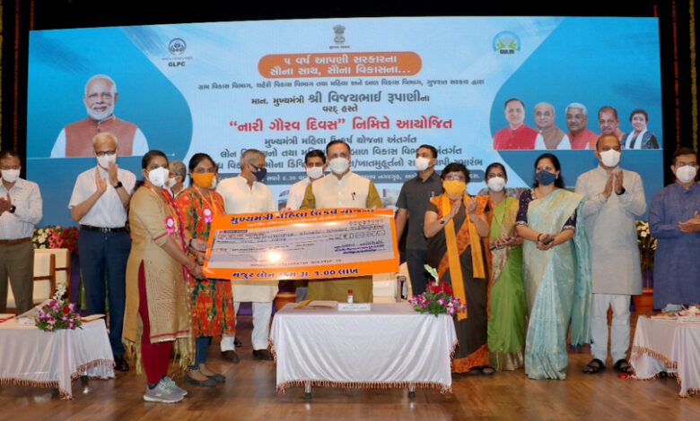 On the occasion of 'Nari Gaurav Divas' - 108 programs were held across the Gujarat state