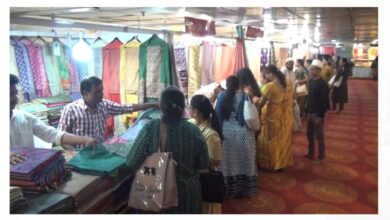 The National Silk Expo is thronged with good quality sarees, suits and dresses of various designs available