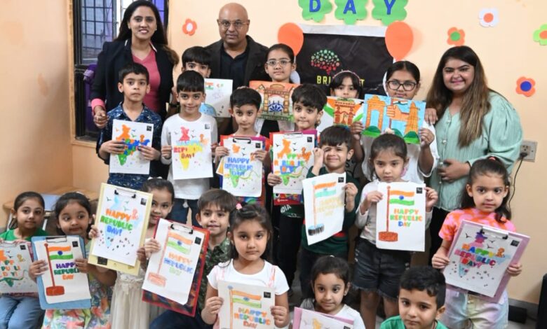 A drawing competition was organized today on the occasion of Republic Day at Brilliant Minds located on Ghod Dod Road.